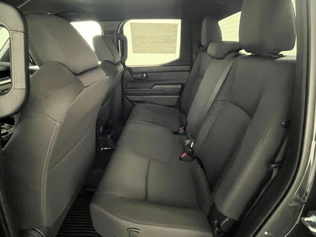 2026 Toyota Tacoma SR5 - Photo 12