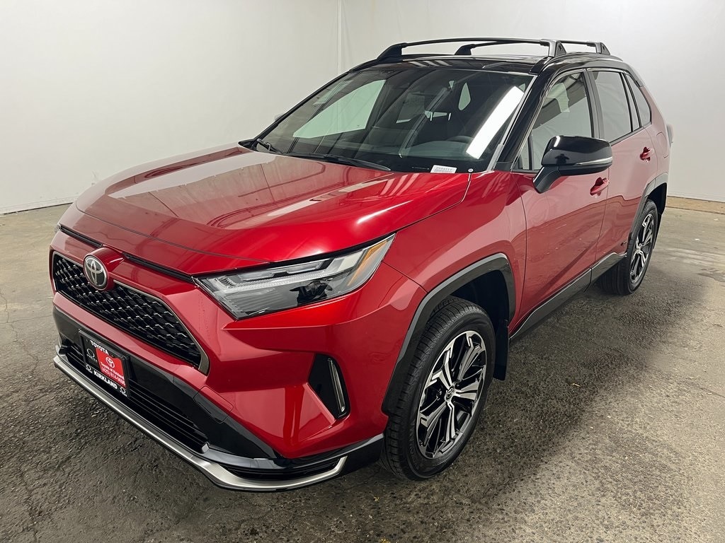 New 2025 Toyota RAV4 Plug-in Hybrid XSE PLUG-IN HYBRID