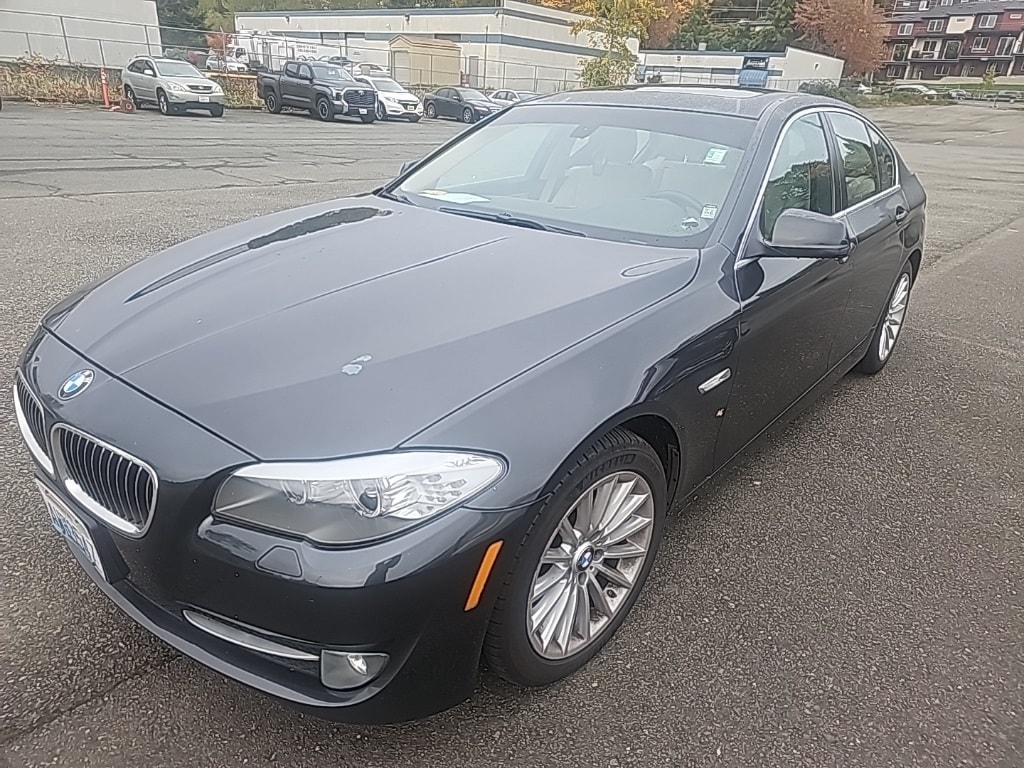 2011 BMW 5 Series 535i