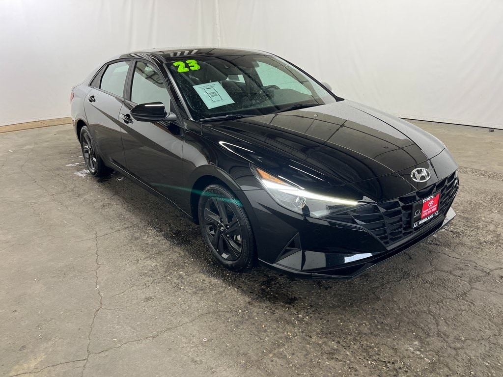 Used 2023 Hyundai Elantra SEL Sedan