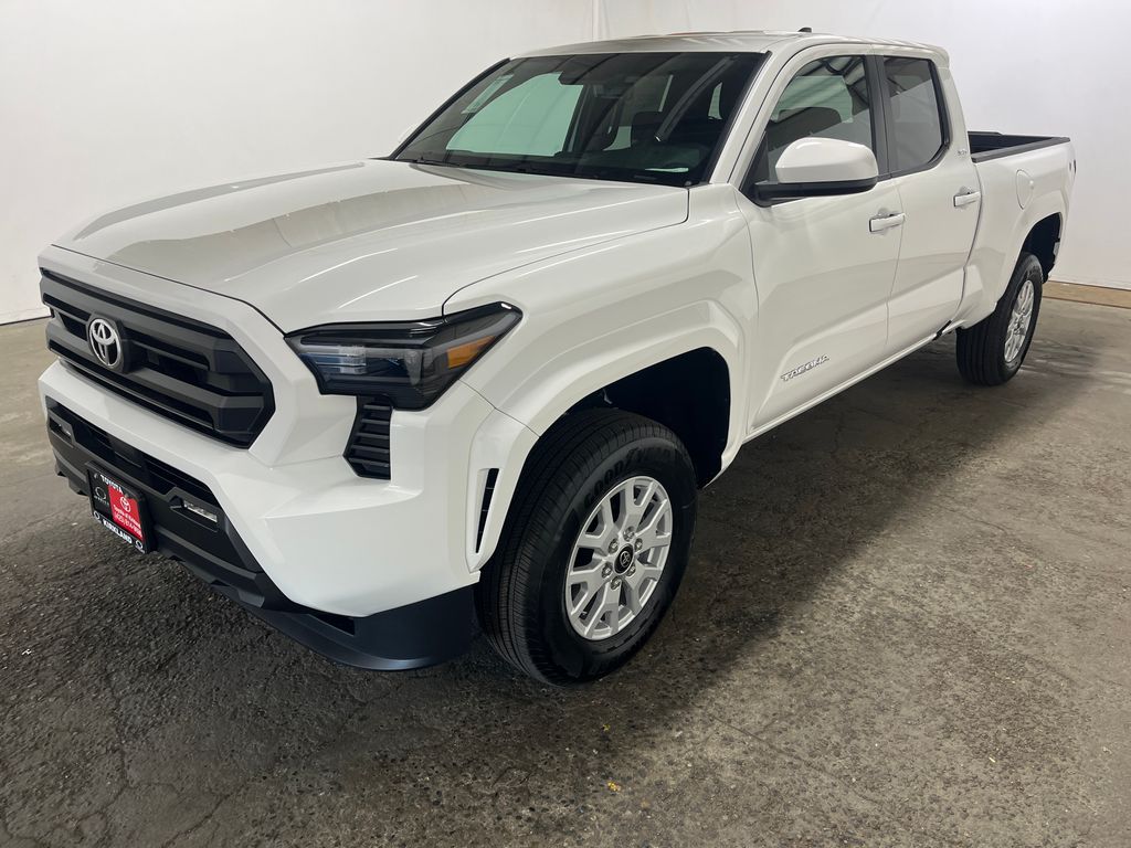 2026 Toyota Tacoma SR5 - Photo 3