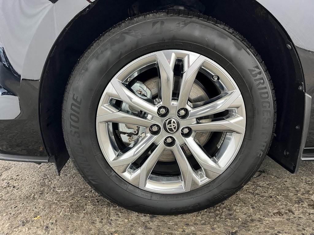 Certified 2024 Toyota Sienna Platinum Minivan/Van