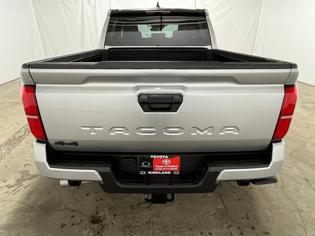 2026 Toyota Tacoma SR5 - Photo 7