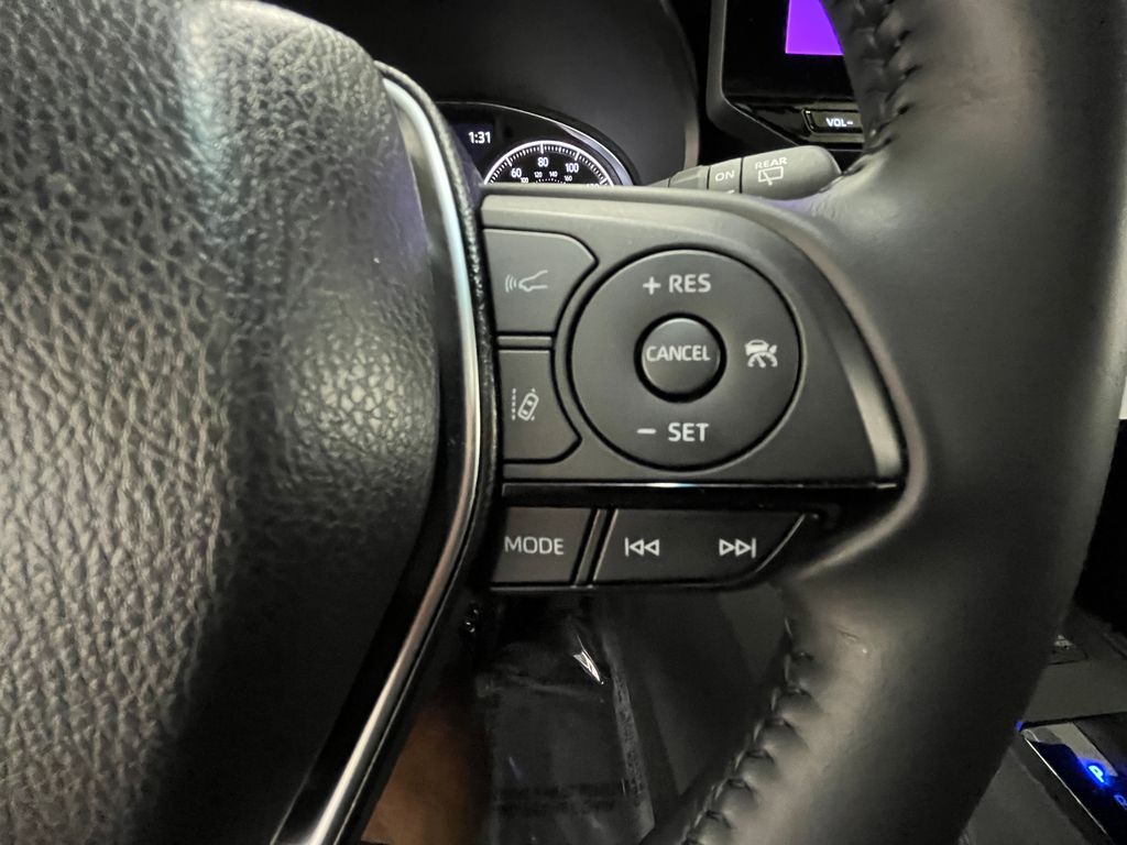 2024 Toyota Venza Nightshade - Photo 21