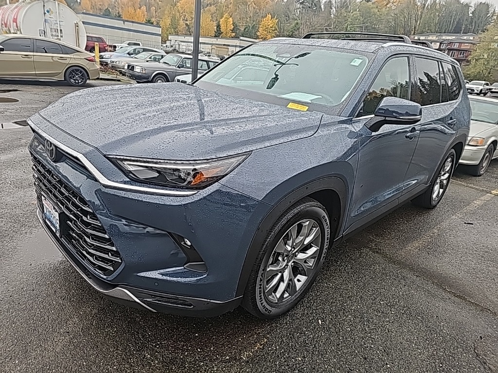 Used 2024 Toyota Grand Highlander Limited SUV