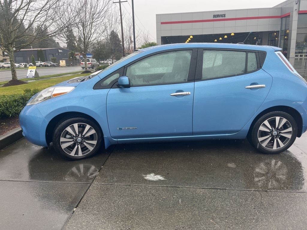 2014 Nissan LEAF SL