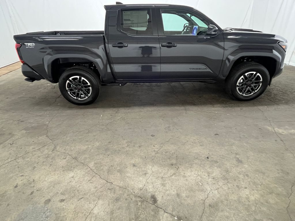 2026 Toyota Tacoma TRD Sport - Photo 9