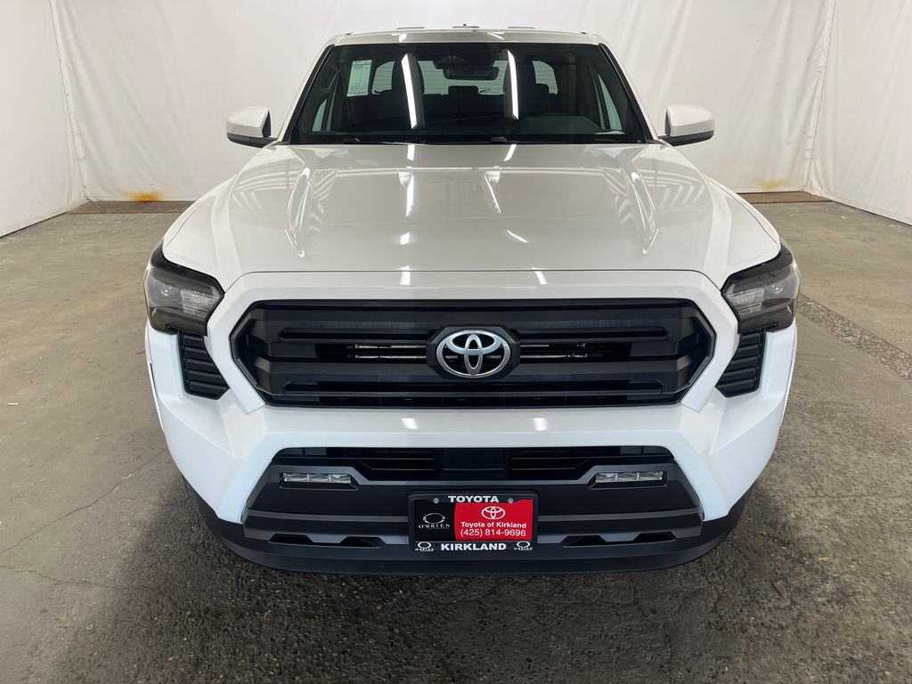 2026 Toyota Tacoma SR5 - Photo 2