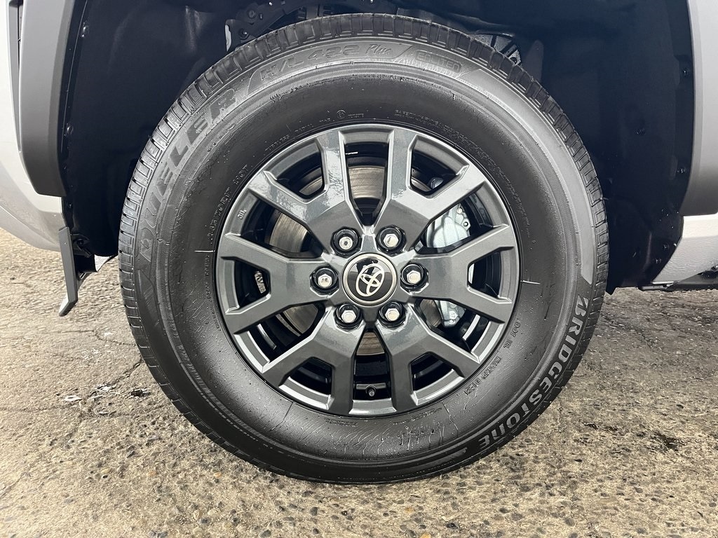 New 2025 Toyota 4Runner SR5 4WD SR5