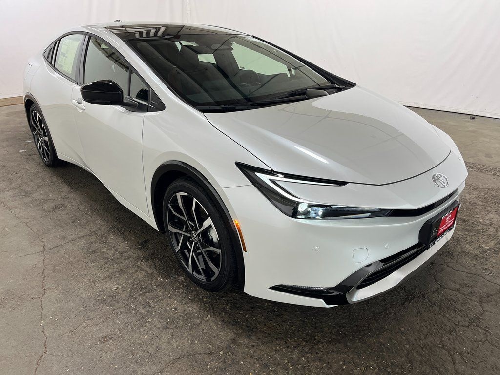 New 2026 Toyota Prius Plug-in Hybrid XSE PLUG-IN HYBRID