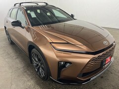 2025 Toyota Crown Signia Limited LIMITED