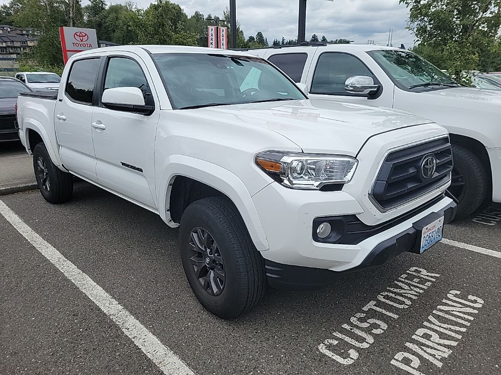2023 Toyota Tacoma SR5 Double Cab 4WD V6 Auto Short Bed's photo