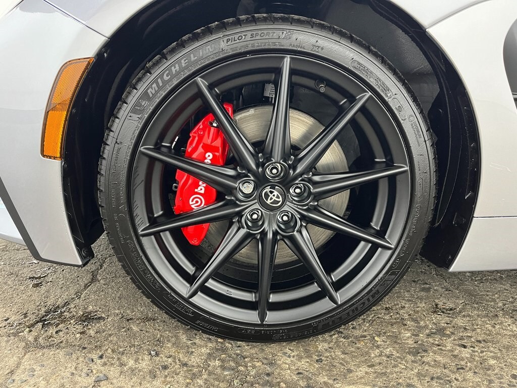 New 2025 Toyota GR86 Premium MT 2+2 COUPE 6 SPD M/T