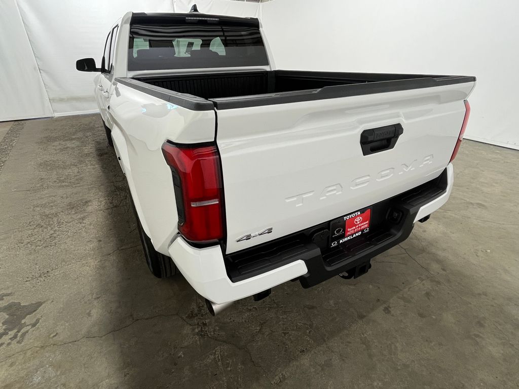 2026 Toyota Tacoma SR5 - Photo 6
