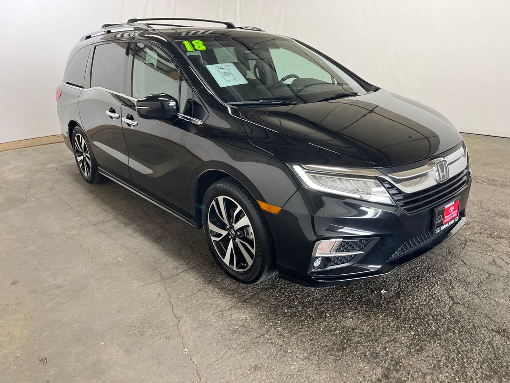 2018 Honda Odyssey Elite's photo