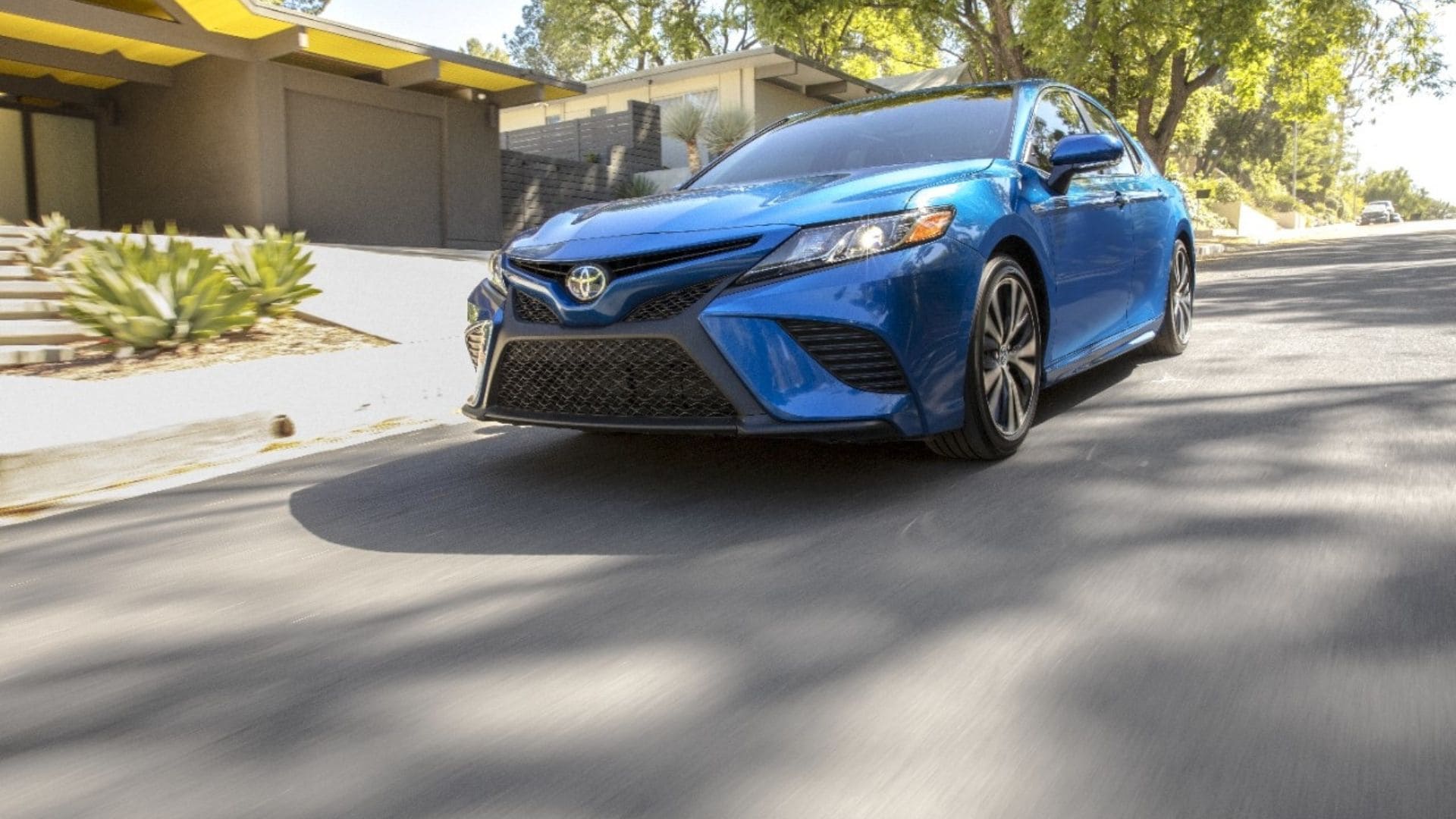 259262-18-camry-hybrid-se%20(web).jpg