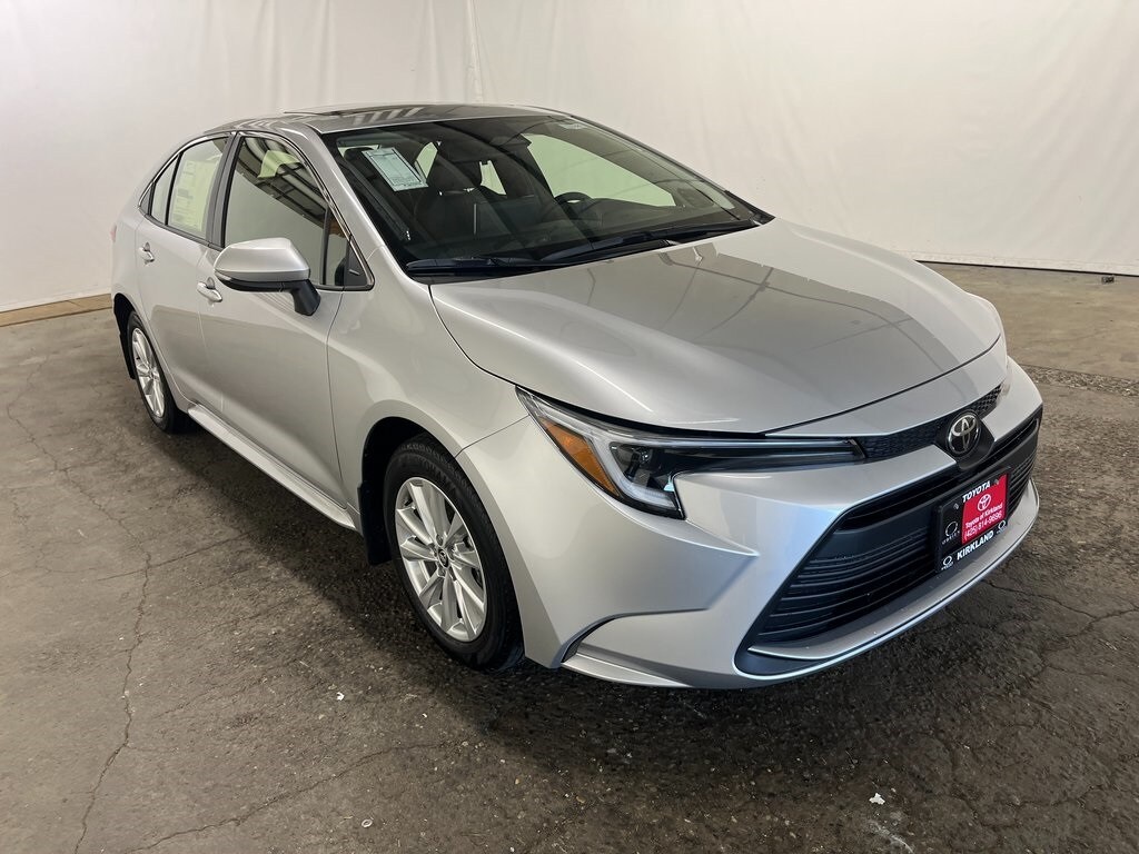New 2026 Toyota Corolla Hybrid XLE XLE SEDAN
