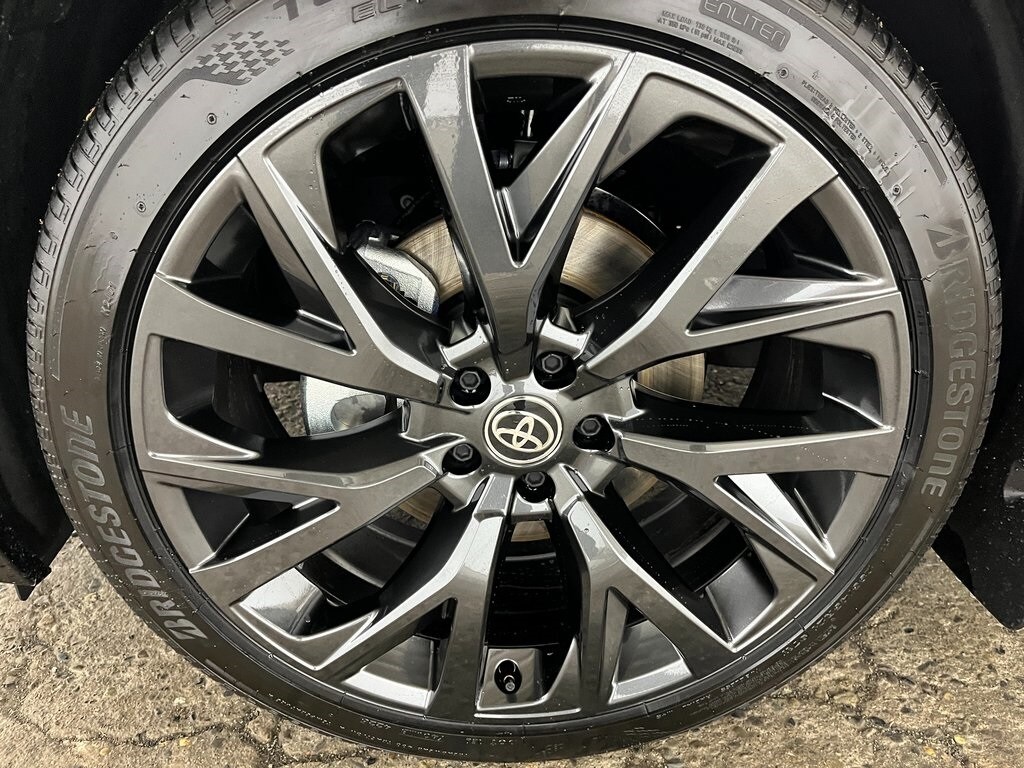 New 2025 Toyota Crown Signia Limited LIMITED