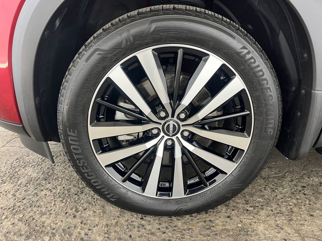 Used 2023 Nissan Pathfinder Platinum SUV