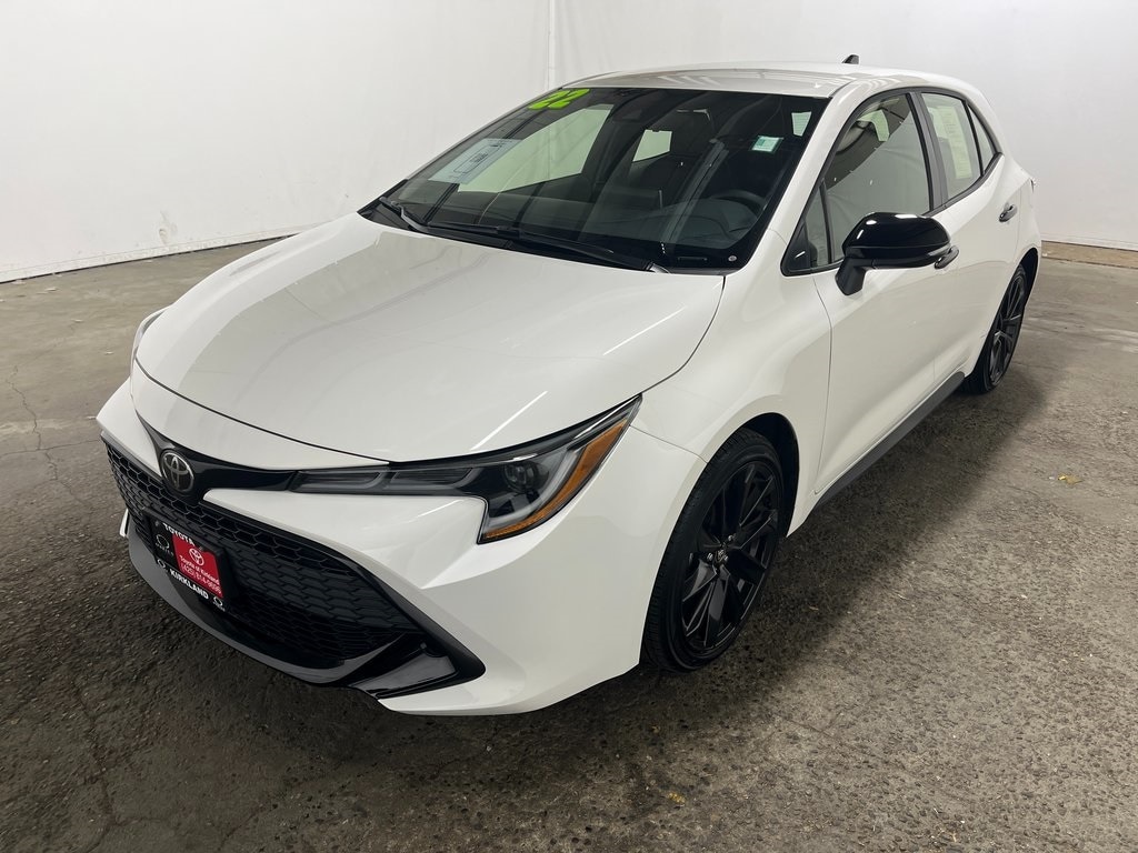 Certified 2022 Toyota Corolla Hatchback SE Nightshade Edition Hatchback
