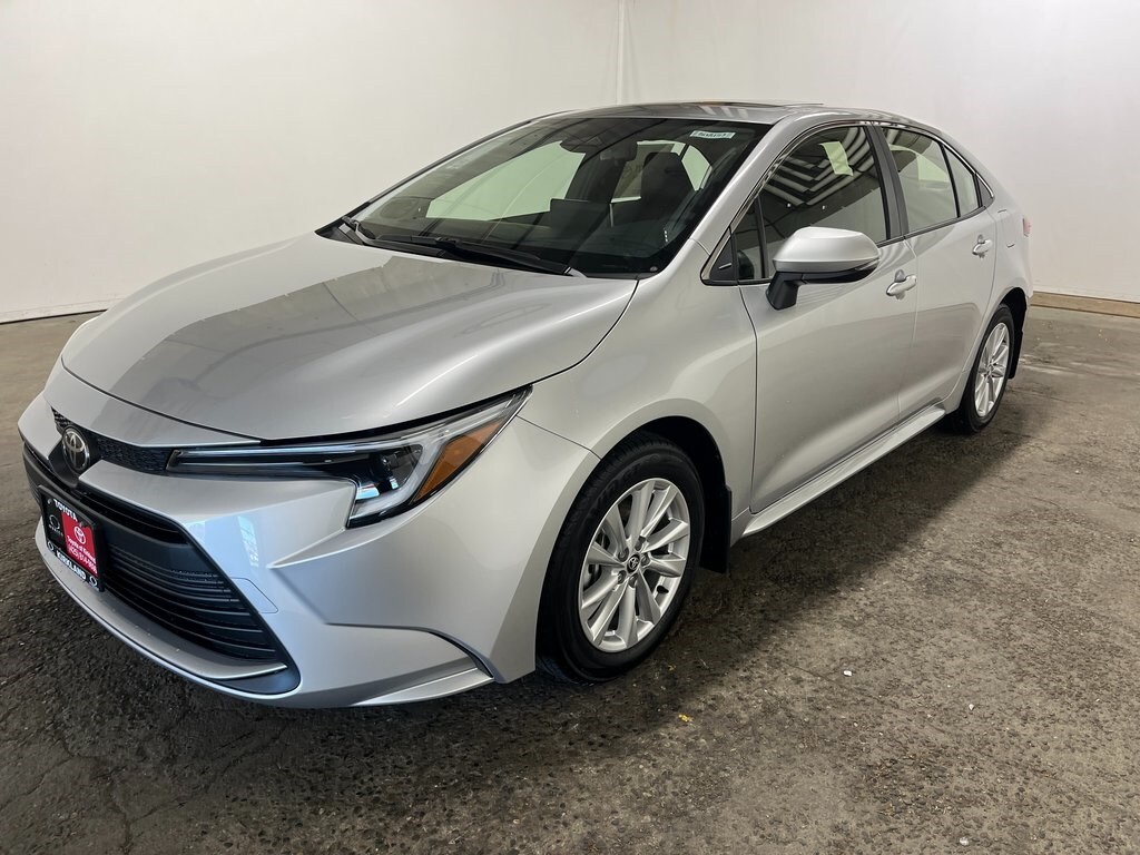 New 2026 Toyota Corolla Hybrid XLE XLE SEDAN