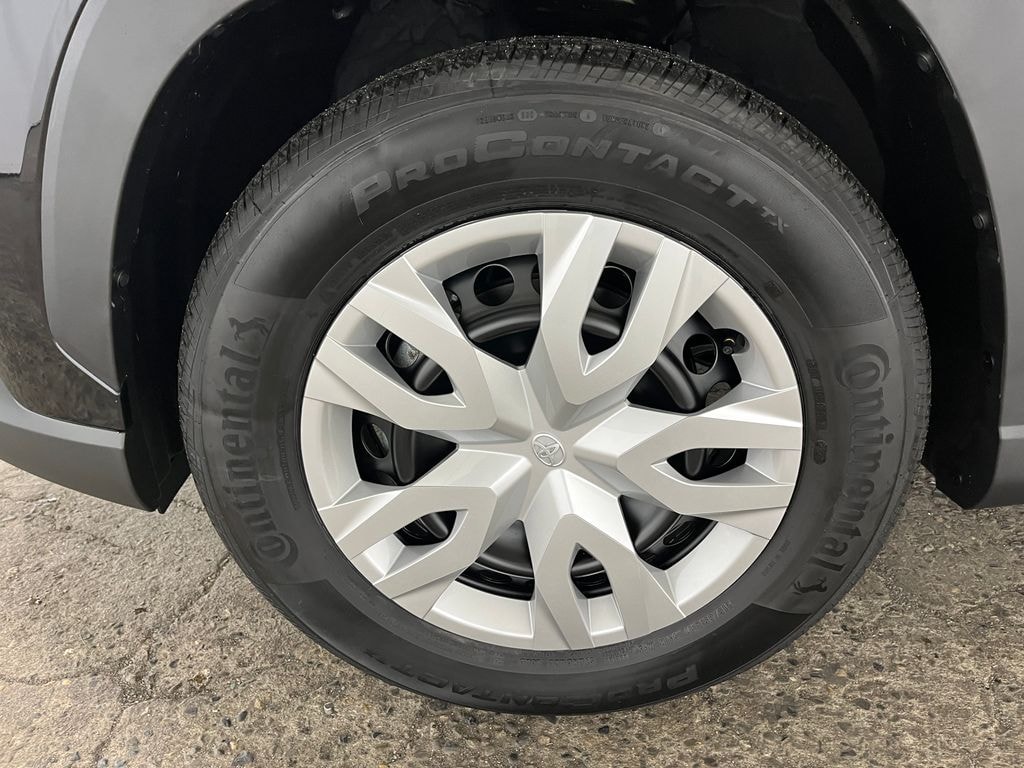 New 2026 Toyota Corolla Cross L L - AWD