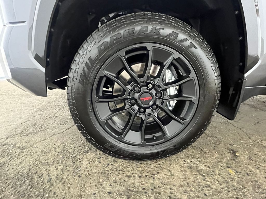New 2026 Toyota Tundra Platinum PLATINUM CREWMAX 6.5