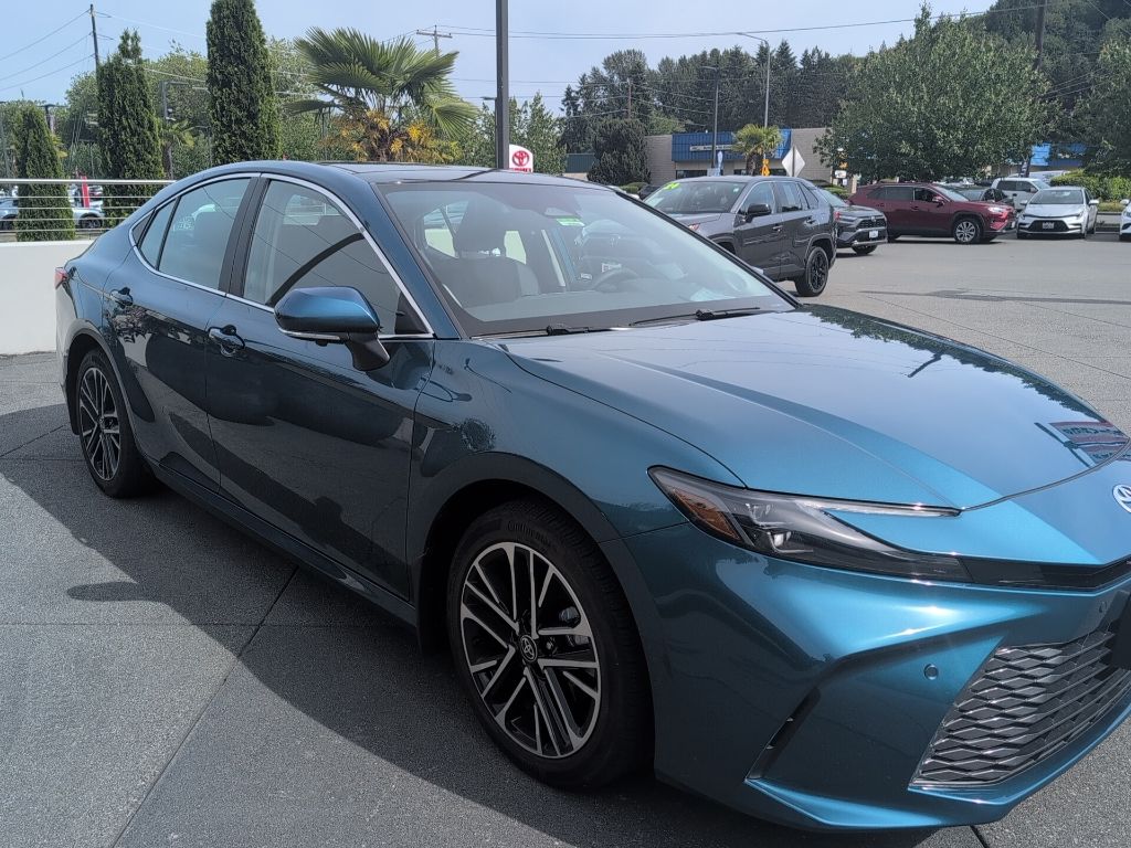 2026 Toyota Camry XLE AWD Hybrid's photo