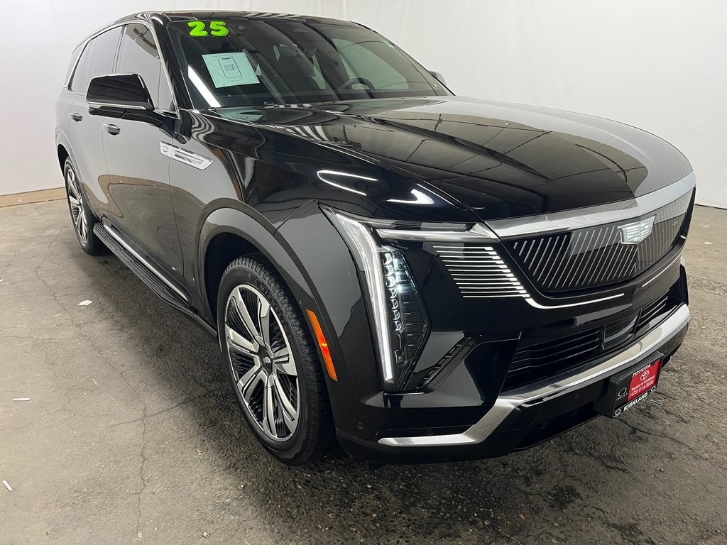 2025 Cadillac Escalade IQ Luxury 1's photo