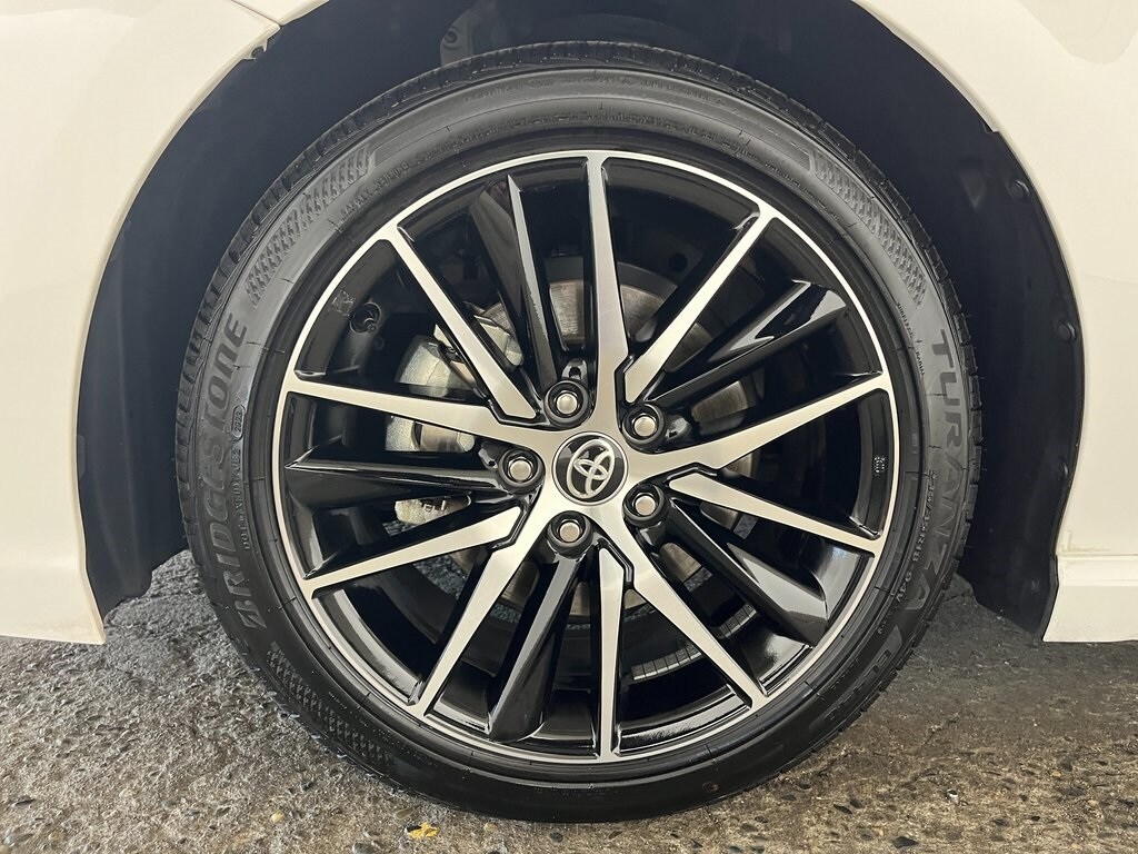 2024 Toyota Camry SE photo 4