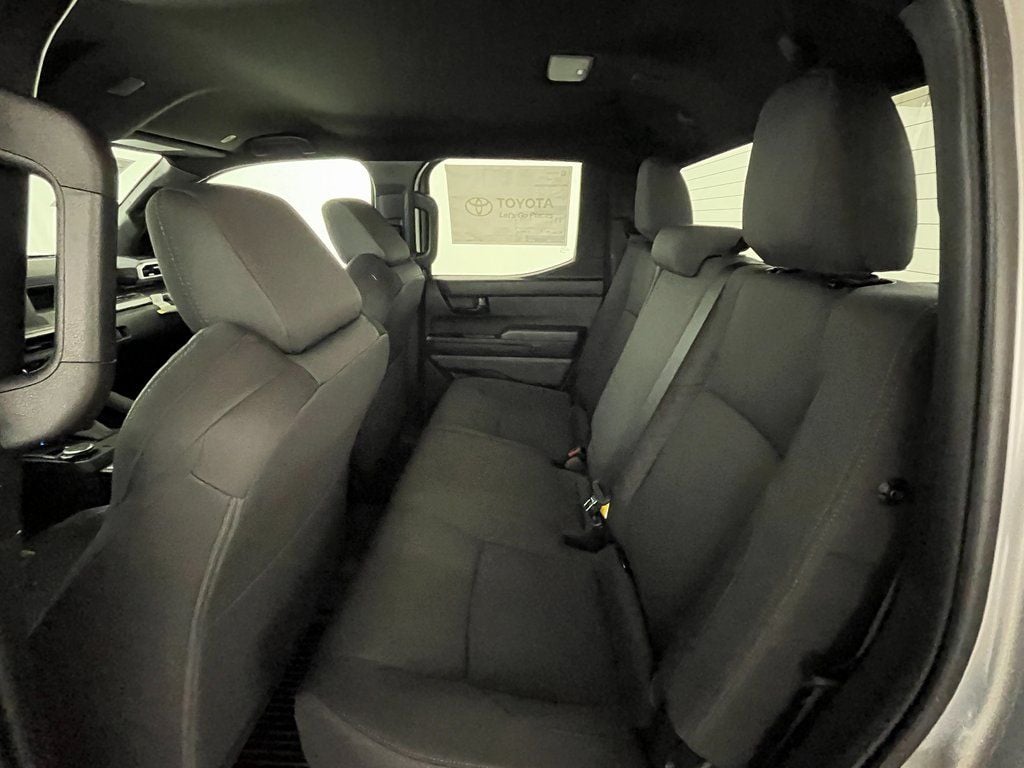 2026 Toyota Tacoma SR5 - Photo 12