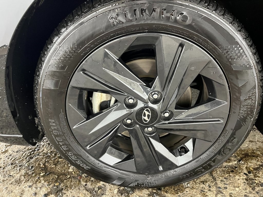 Used 2023 Hyundai Elantra SEL Sedan