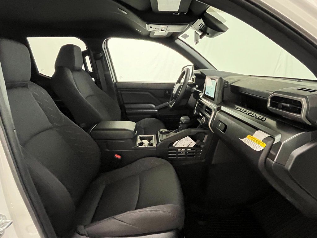 2026 Toyota Tacoma SR5 - Photo 13