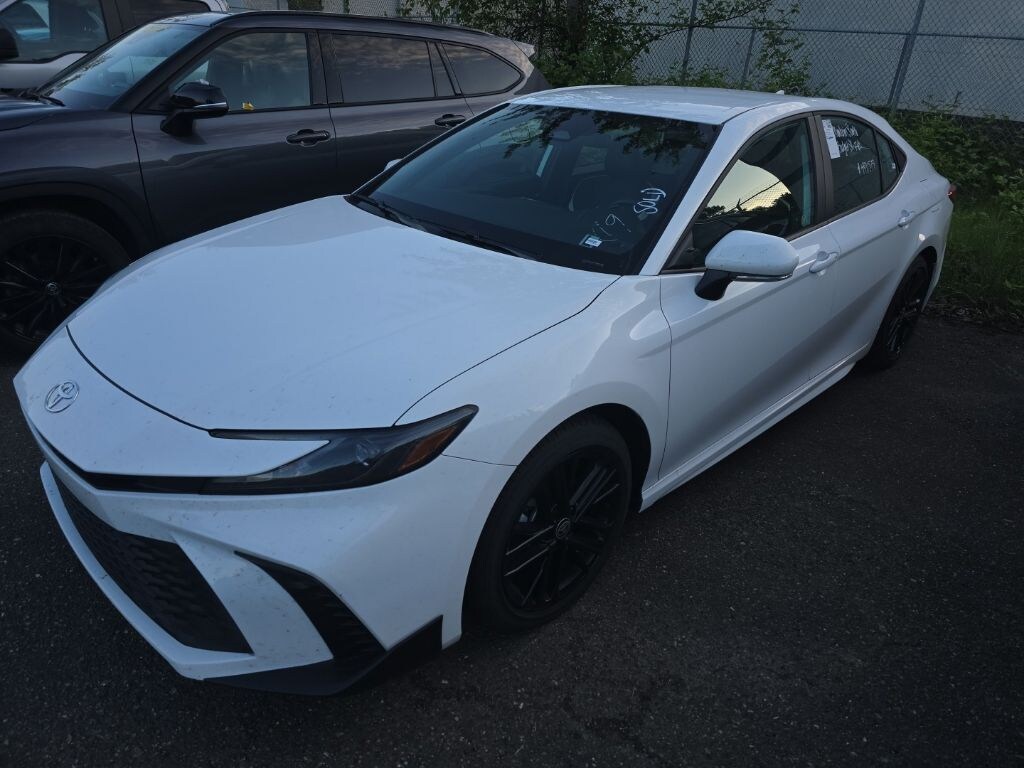 Used 2026 Toyota Camry SE Sedan