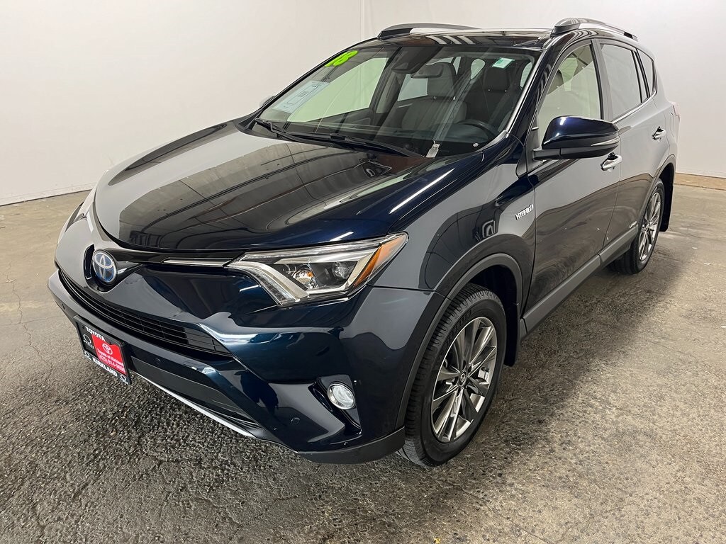 2018 Toyota RAV4 Hybrid Limited photo 3