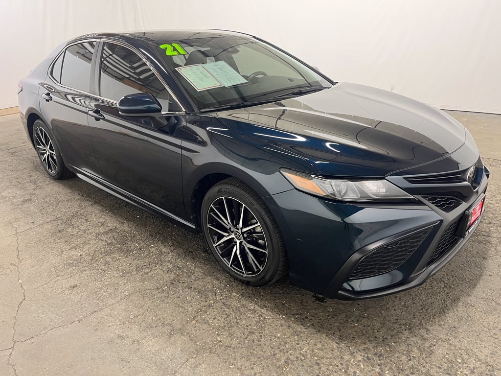 Certified 2021 Toyota Camry SE Sedan