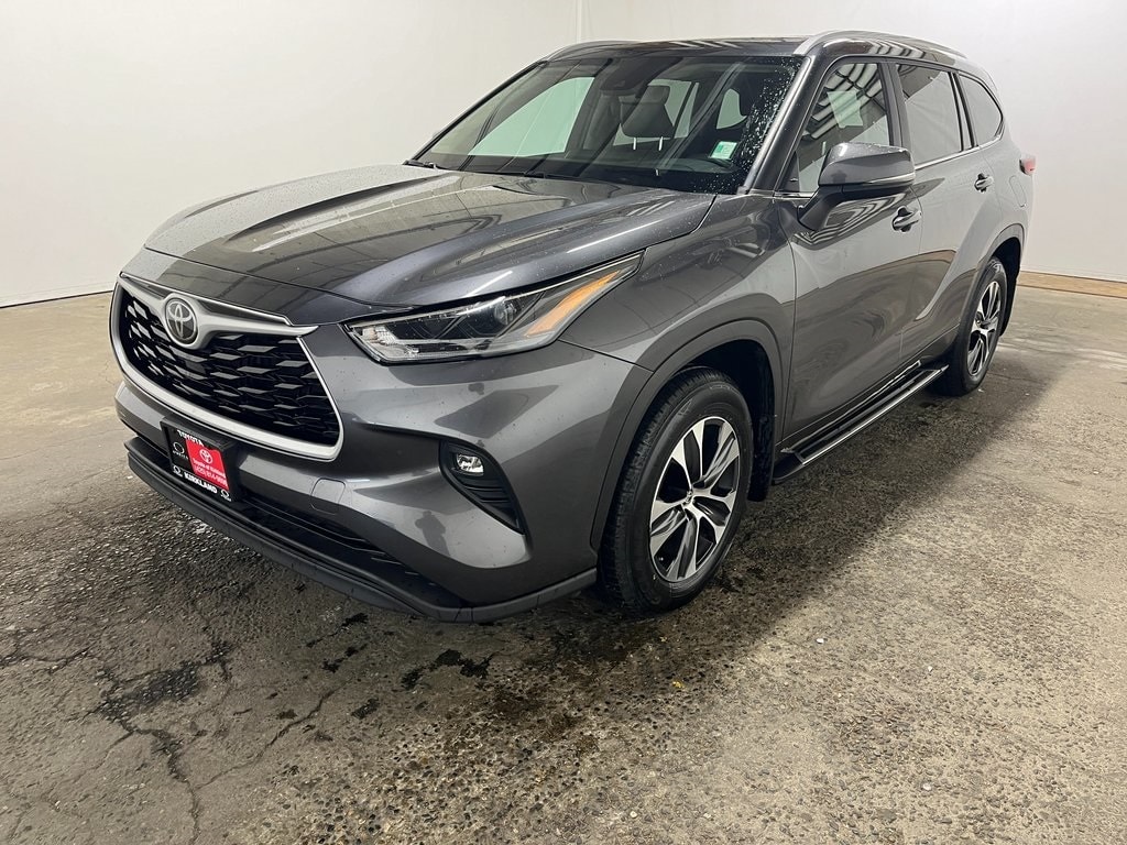Certified 2023 Toyota Highlander XLE SUV