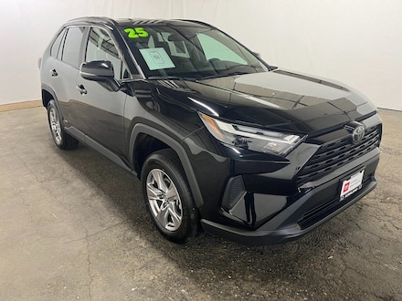 2025 Toyota RAV4 Hybrid XLE SUV