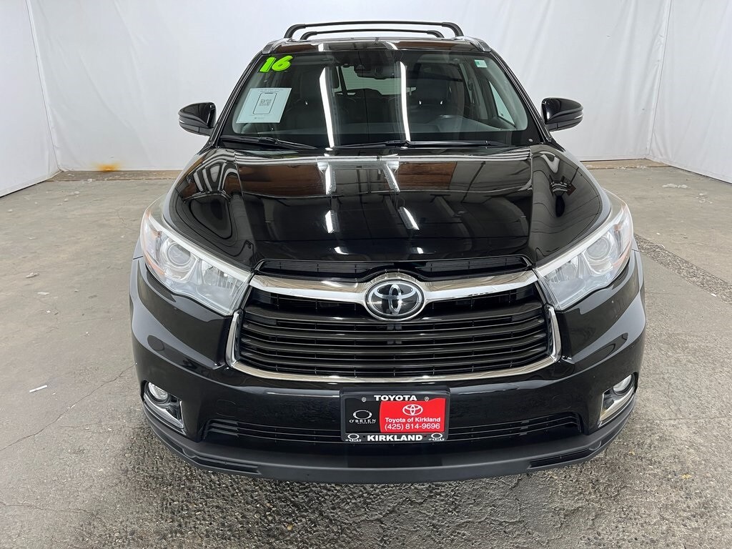 2016 Toyota Highlander Limited photo 2