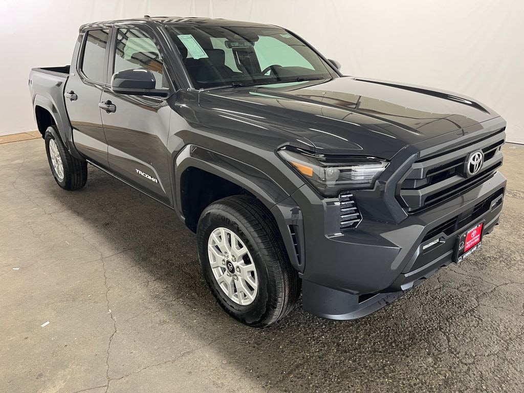 New 2026 Toyota Tacoma SR5 4X4 DOUBLE CAB