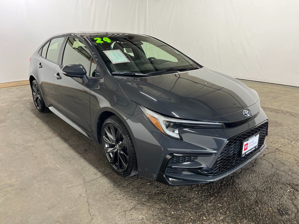 2024 Toyota Corolla SE