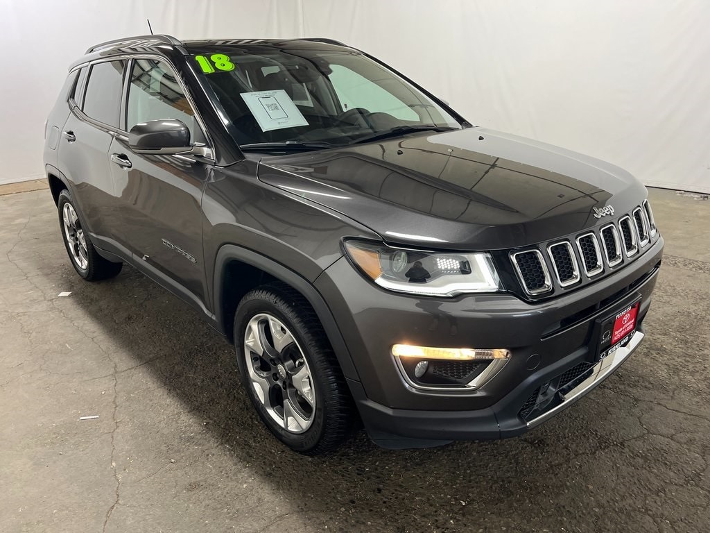 2018 Jeep Compass Limited's photo