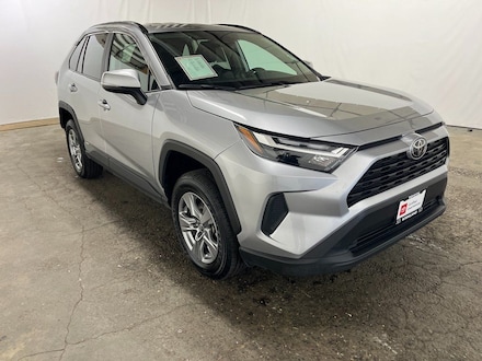 2025 Toyota RAV4 Hybrid XLE SUV