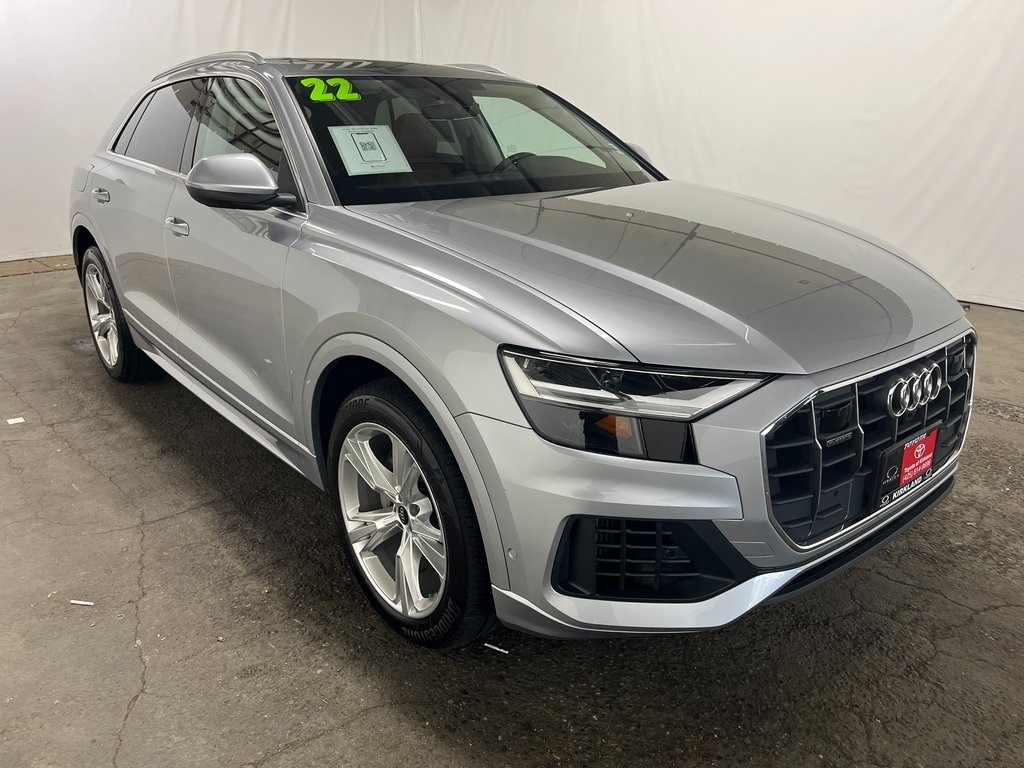 2022 Audi Q8 Premium Plus's photo