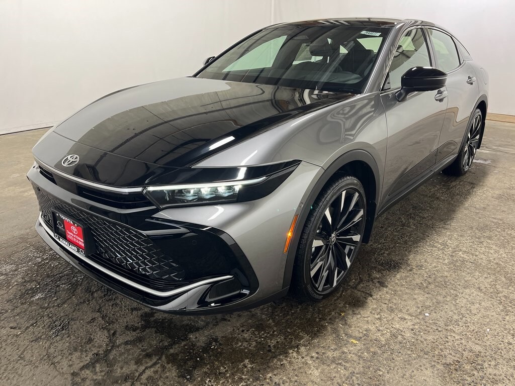 New 2026 Toyota Crown Platinum PLATINUM