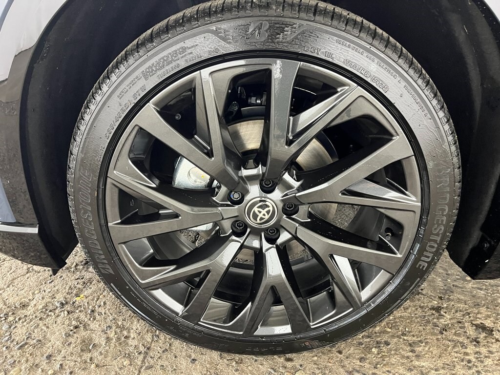 New 2026 Toyota Crown Signia Limited LIMITED