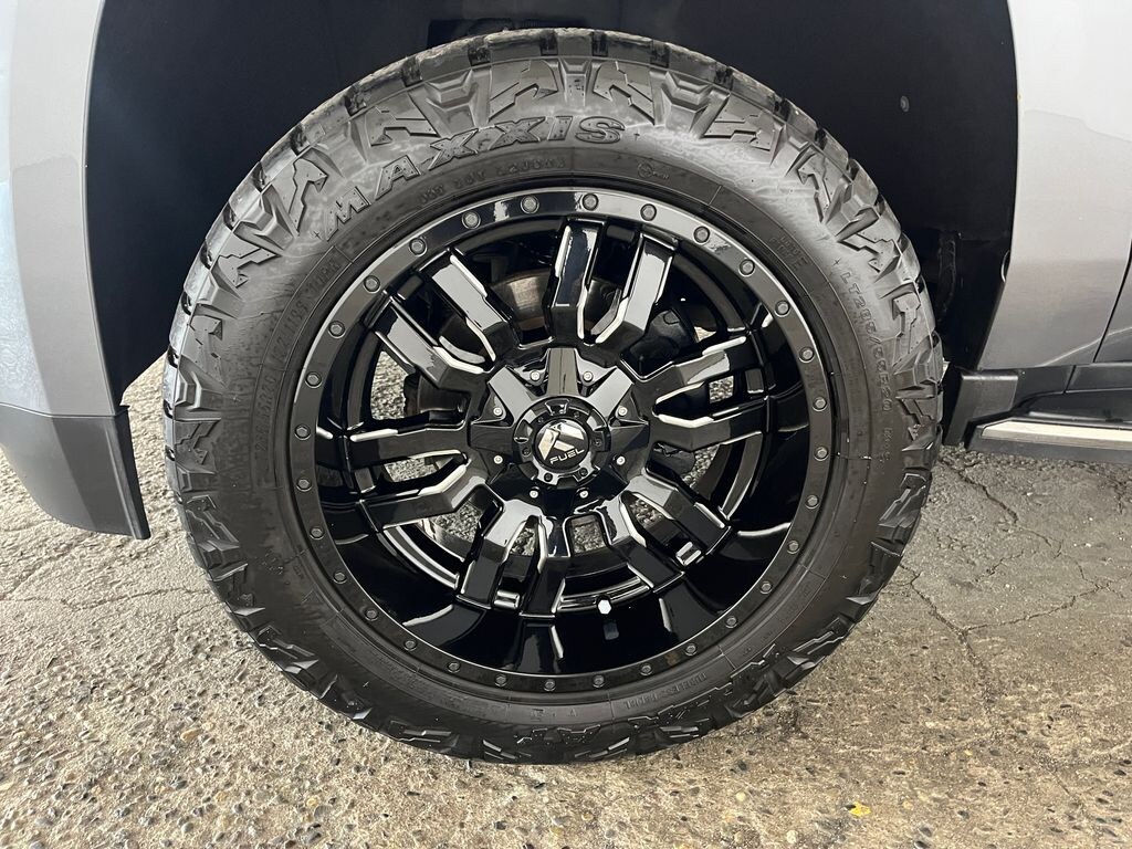 Used 2020 GMC Yukon SLT SUV