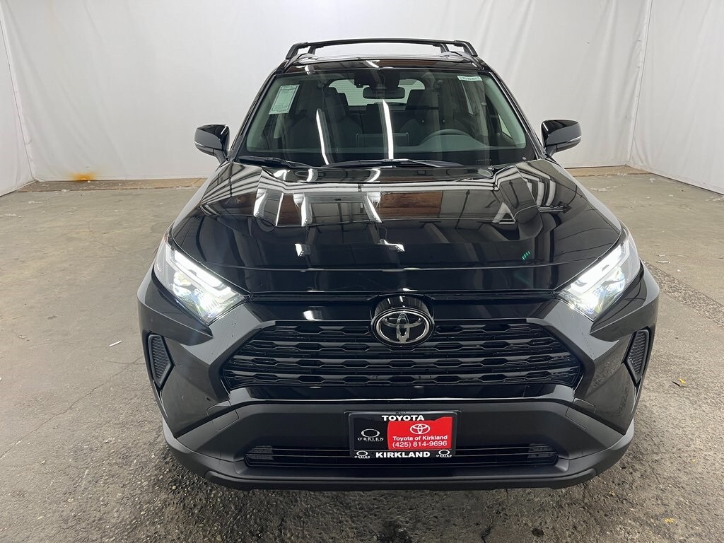New 2025 Toyota RAV4 XLE XLE AWD SUV