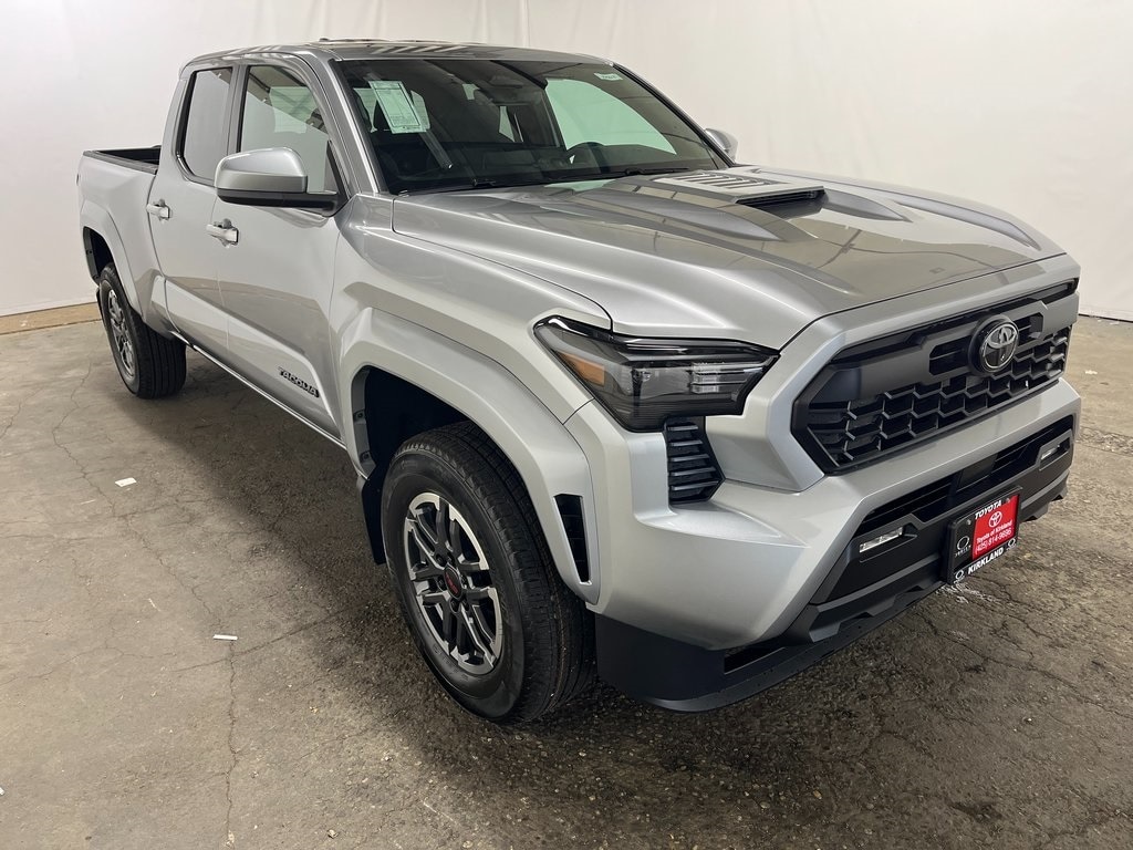 2026 Toyota Tacoma TRD Sport's photo