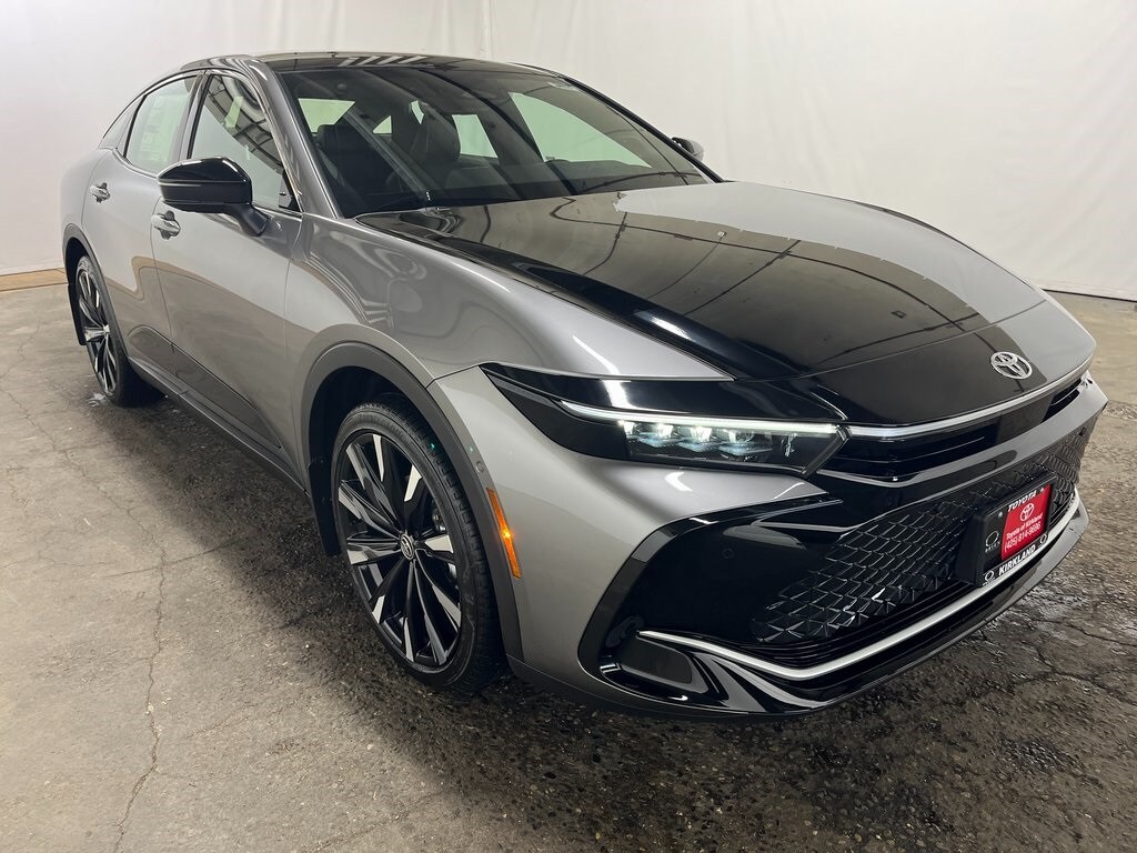 New 2026 Toyota Crown Platinum PLATINUM